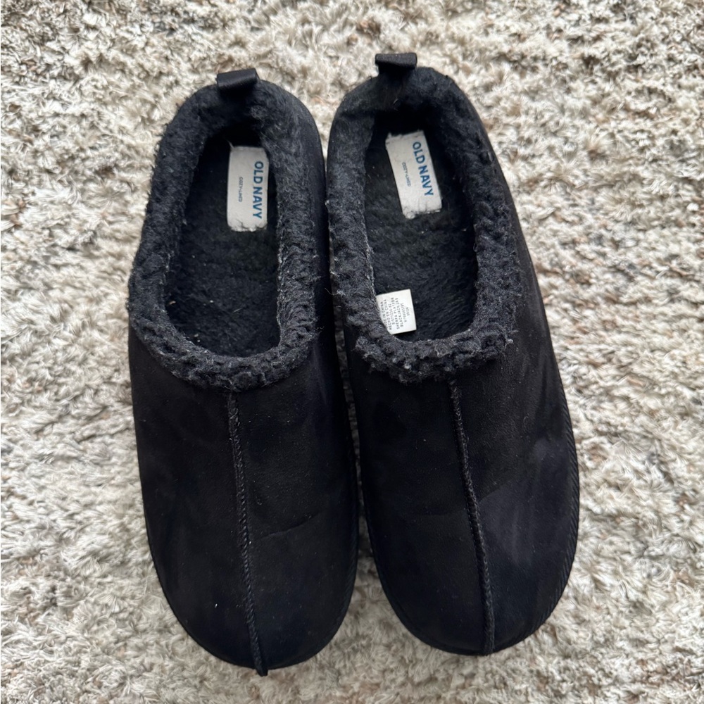 Old Navy Black Platform Faux Shearling Slippers | Chunky Cozy Slip-On Shoes